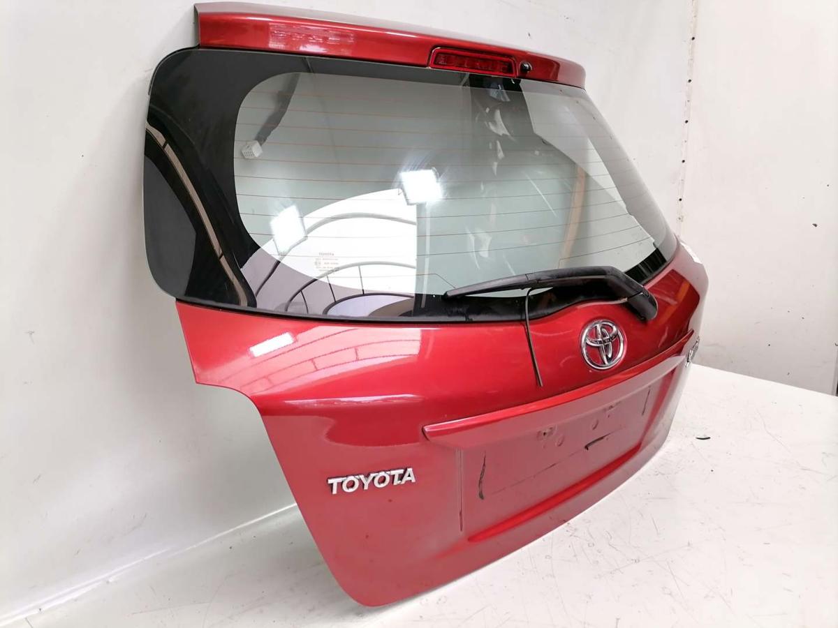 Toyota Yaris XP13 original Heckklappe mit Scheibe 3N8 RED PEARL BJ14